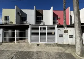 Foto 1 de Casa com 2 Quartos para alugar, 64m² em Parque Guarani, Joinville