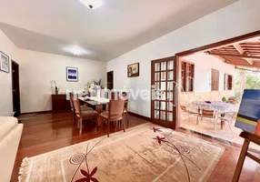 Foto 1 de Casa com 4 Quartos à venda, 290m² em Bandeirantes, Belo Horizonte