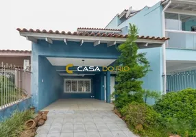 Foto 1 de Casa com 3 Quartos à venda, 206m² em Ipanema, Porto Alegre