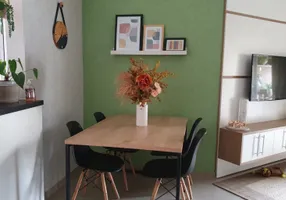 Foto 1 de Apartamento com 2 Quartos à venda, 58m² em Jardim Henriqueta, Taboão da Serra