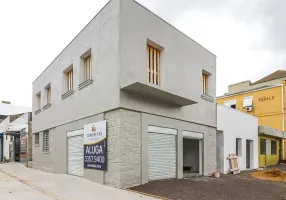 Foto 1 de Galpão/Depósito/Armazém com 1 Quarto à venda, 266m² em São Geraldo, Porto Alegre