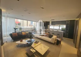 Foto 1 de Apartamento com 3 Quartos à venda, 155m² em Itaim Bibi, São Paulo