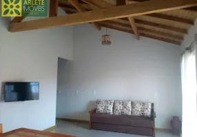 Foto 1 de Casa com 2 Quartos para alugar, 45m² em Mariscal, Bombinhas