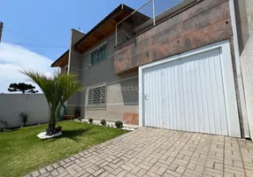 Foto 1 de Sobrado com 3 Quartos à venda, 106m² em Jardim São Vicente, Campo Largo