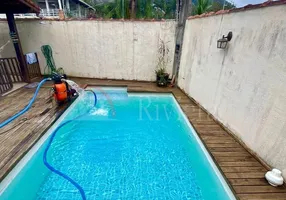 Foto 1 de Sobrado com 4 Quartos à venda, 200m² em Praia de Juquehy, São Sebastião