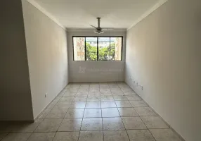 Foto 1 de Apartamento com 3 Quartos para alugar, 71m² em Vila Marumby, Maringá