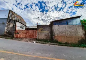 Foto 1 de Galpão/Depósito/Armazém à venda, 810m² em Niterói, Divinópolis