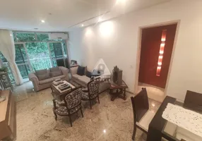 Foto 1 de Apartamento com 4 Quartos à venda, 140m² em Lagoa, Rio de Janeiro