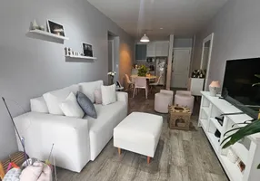 Foto 1 de Apartamento com 2 Quartos à venda, 70m² em Parque São Jorge, Florianópolis