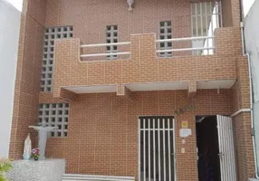 Foto 1 de Apartamento com 2 Quartos para alugar, 50m² em Joaquim Tavora, Fortaleza