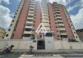 Foto 1 de Apartamento com 4 Quartos à venda, 113m² em Fátima, Fortaleza