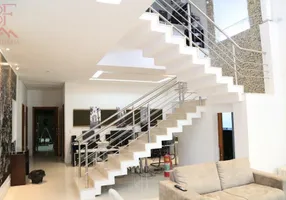 Foto 1 de Casa de Condomínio com 8 Quartos à venda, 607m² em Recreio Dos Bandeirantes, Rio de Janeiro