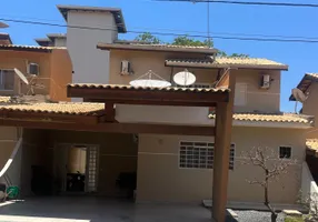 Foto 1 de Casa de Condomínio com 3 Quartos à venda, 160m² em Recanto dos Pássaros, Cuiabá