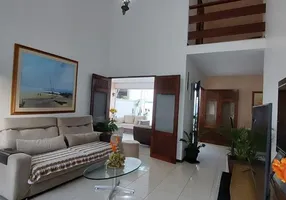 Foto 1 de Casa com 5 Quartos à venda, 307m² em Centro, Paripueira