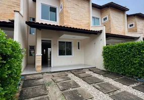 Foto 1 de Casa de Condomínio com 3 Quartos à venda, 103m² em Lagoa Redonda, Fortaleza