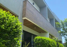 Foto 1 de Casa de Condomínio com 2 Quartos à venda, 101m² em Pontal de Santa Marina, Caraguatatuba