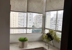 Foto 1 de Apartamento com 3 Quartos à venda, 230m² em Higienópolis, São Paulo