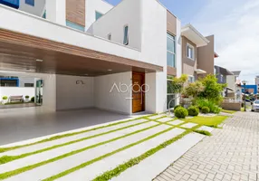 Foto 1 de Casa de Condomínio com 3 Quartos para alugar, 200m² em Campo Comprido, Curitiba