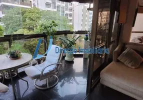 Foto 1 de Apartamento com 4 Quartos à venda, 191m² em Lagoa, Rio de Janeiro