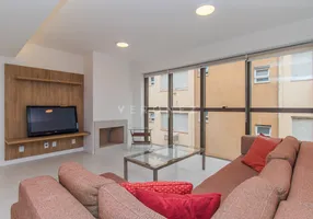Foto 1 de Apartamento com 3 Quartos para alugar, 100m² em Chácara das Pedras, Porto Alegre