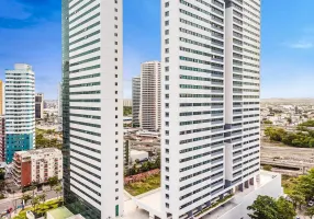 Foto 1 de Apartamento com 9 Quartos à venda, 33m² em Boa Viagem, Recife