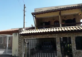 Foto 1 de Sobrado com 3 Quartos à venda, 240m² em Vila Pasti, Louveira