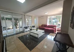 Foto 1 de Casa de Condomínio com 3 Quartos para alugar, 600m² em Chácara Monte Alegre, São Paulo