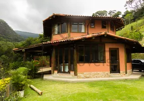 Foto 1 de Casa com 3 Quartos à venda, 170m² em Samambaia, Petrópolis