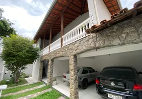 Foto 1 de Casa com 6 Quartos para alugar, 297m² em Castelo, Belo Horizonte