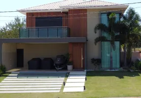 Foto 1 de Casa de Condomínio com 5 Quartos à venda, 250m² em , Paranapanema