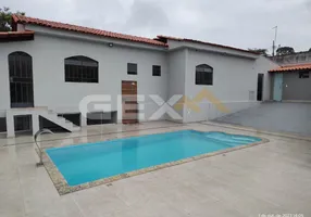 Foto 1 de Fazenda/Sítio com 3 Quartos à venda, 234m² em Santo Antônio dos Campos, Divinópolis