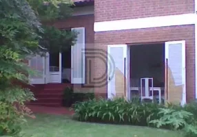 Foto 1 de Casa com 4 Quartos à venda, 415m² em Granja Viana, Cotia