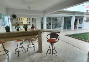 Foto 1 de Casa com 4 Quartos à venda, 459m² em Condominio Colonial Village, Pindamonhangaba