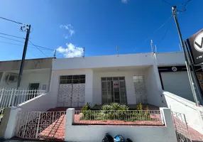 Foto 1 de Casa com 3 Quartos para alugar, 250m² em Suíssa, Aracaju