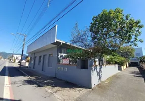 Foto 1 de Casa com 2 Quartos para alugar, 240m² em Nova Brasília, Jaraguá do Sul