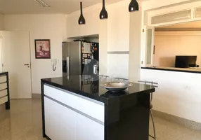 Foto 1 de Apartamento com 3 Quartos à venda, 220m² em Cidade Alta, Piracicaba