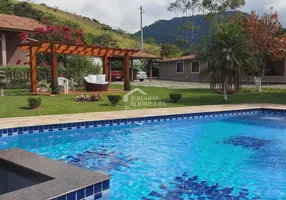 Foto 1 de Fazenda/Sítio com 4 Quartos à venda, 350m² em Ribeirão Grande, Pindamonhangaba