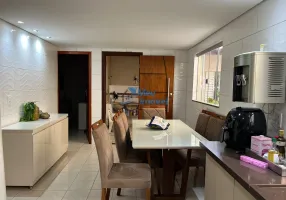 Foto 1 de Casa com 4 Quartos à venda, 165m² em Taguatinga Norte, Brasília