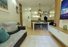 Foto 1 de Apartamento com 2 Quartos à venda, 58m² em Camorim, Rio de Janeiro