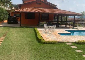 Foto 1 de Fazenda/Sítio com 3 Quartos à venda, 913m² em Cruzeiro, Bragança Paulista