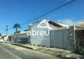 Foto 1 de Casa com 4 Quartos à venda, 220m² em Nova Parnamirim, Parnamirim