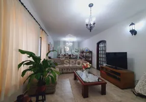 Foto 1 de Casa com 3 Quartos à venda, 280m² em Jardim Campo Grande, São Paulo