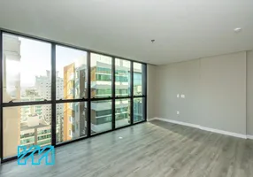 Foto 1 de Apartamento com 1 Quarto à venda, 40m² em Meia Praia, Itapema