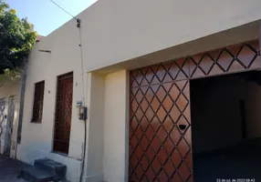 Foto 1 de Casa com 3 Quartos para alugar, 378m² em Tauape, Fortaleza