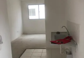 Foto 1 de Apartamento com 2 Quartos à venda, 41m² em Areia Branca, Lauro de Freitas