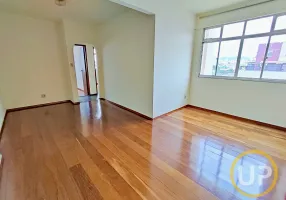 Foto 1 de Apartamento com 3 Quartos à venda, 80m² em Coração Eucarístico, Belo Horizonte