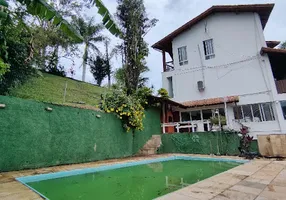 Foto 1 de Casa de Condomínio com 5 Quartos para venda ou aluguel, 576m² em Pendotiba, Niterói