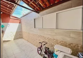 Foto 1 de Casa com 3 Quartos à venda, 150m² em Vila Sílvia, São Paulo