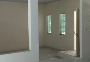 Foto 1 de Casa com 2 Quartos à venda, 60m² em Candeal, Salvador