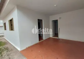Foto 1 de Casa com 3 Quartos para alugar, 110m² em Santa Mônica, Uberlândia